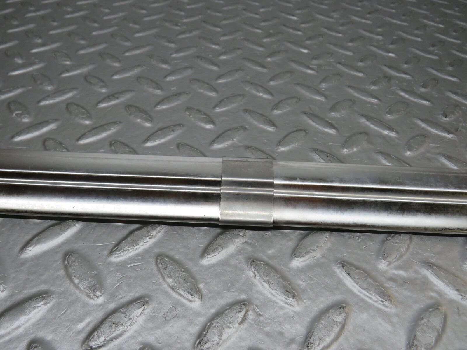 37582 Mercedes-Benz W109 300SEL Rear Windscreen Chrome Frame