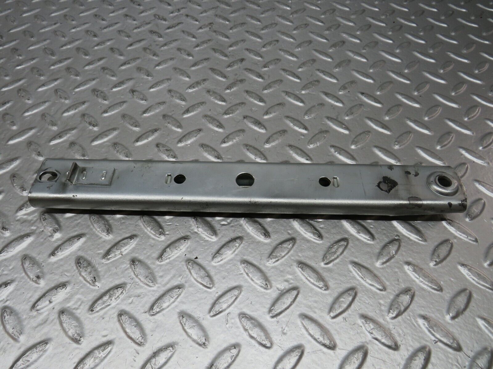 26349 Mercedes-Benz W116 450SE Front Right Seat Rail Pair
