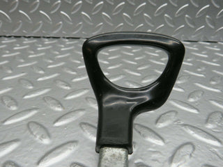 22304 Mercedes-Benz S123 280TE Wagon Front Right Adjusting Handle