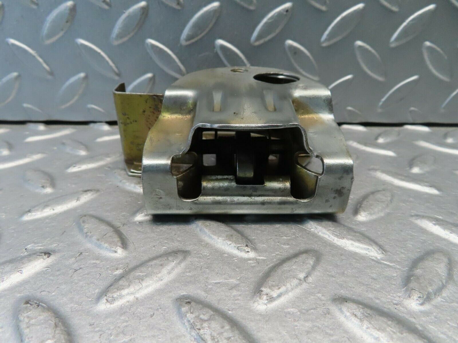 10921 Mercedes-Benz W123 230E Trunk Lock Latch