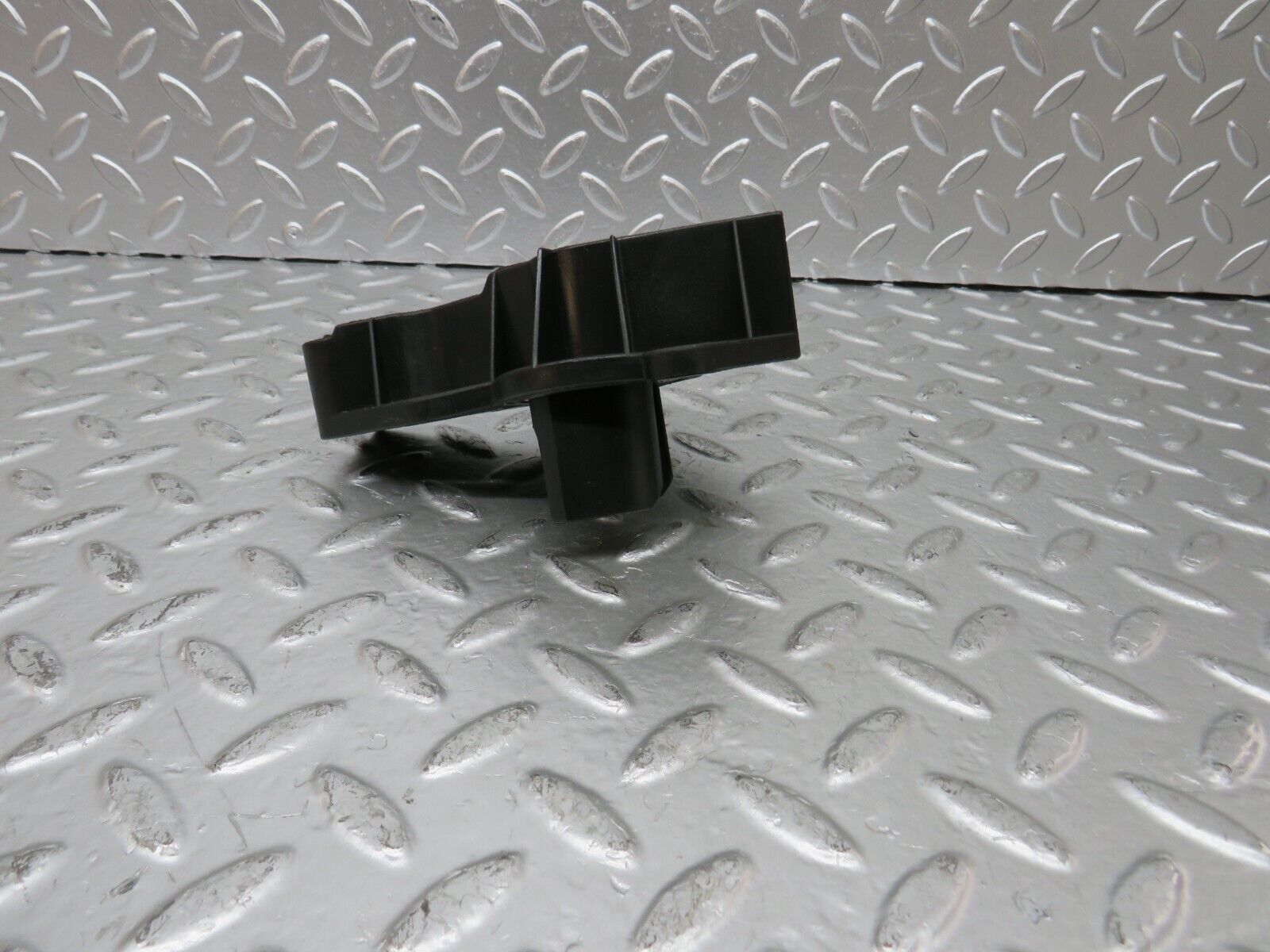 24867 Mercedes-Benz W140 S320 Cable Connector 1405400069