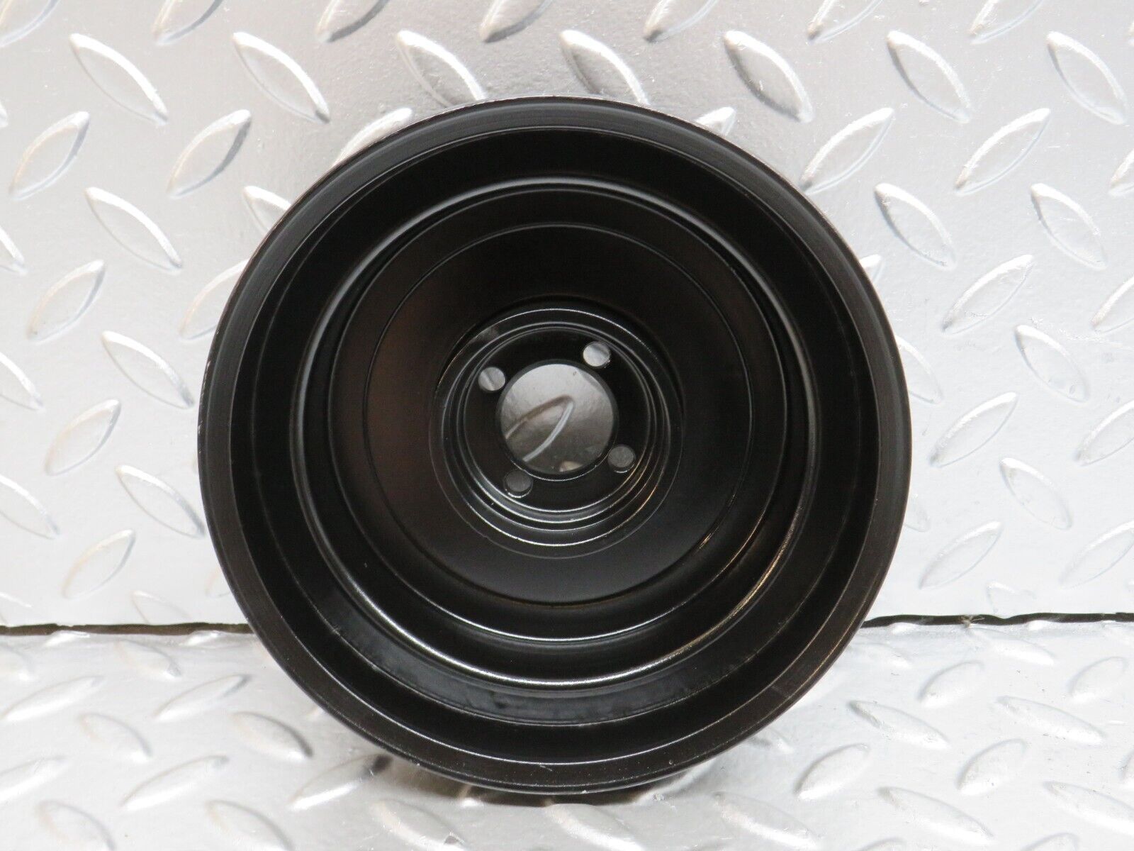 29515 Mercedes-Benz W124 230E Water Pump Pulley 1022001005