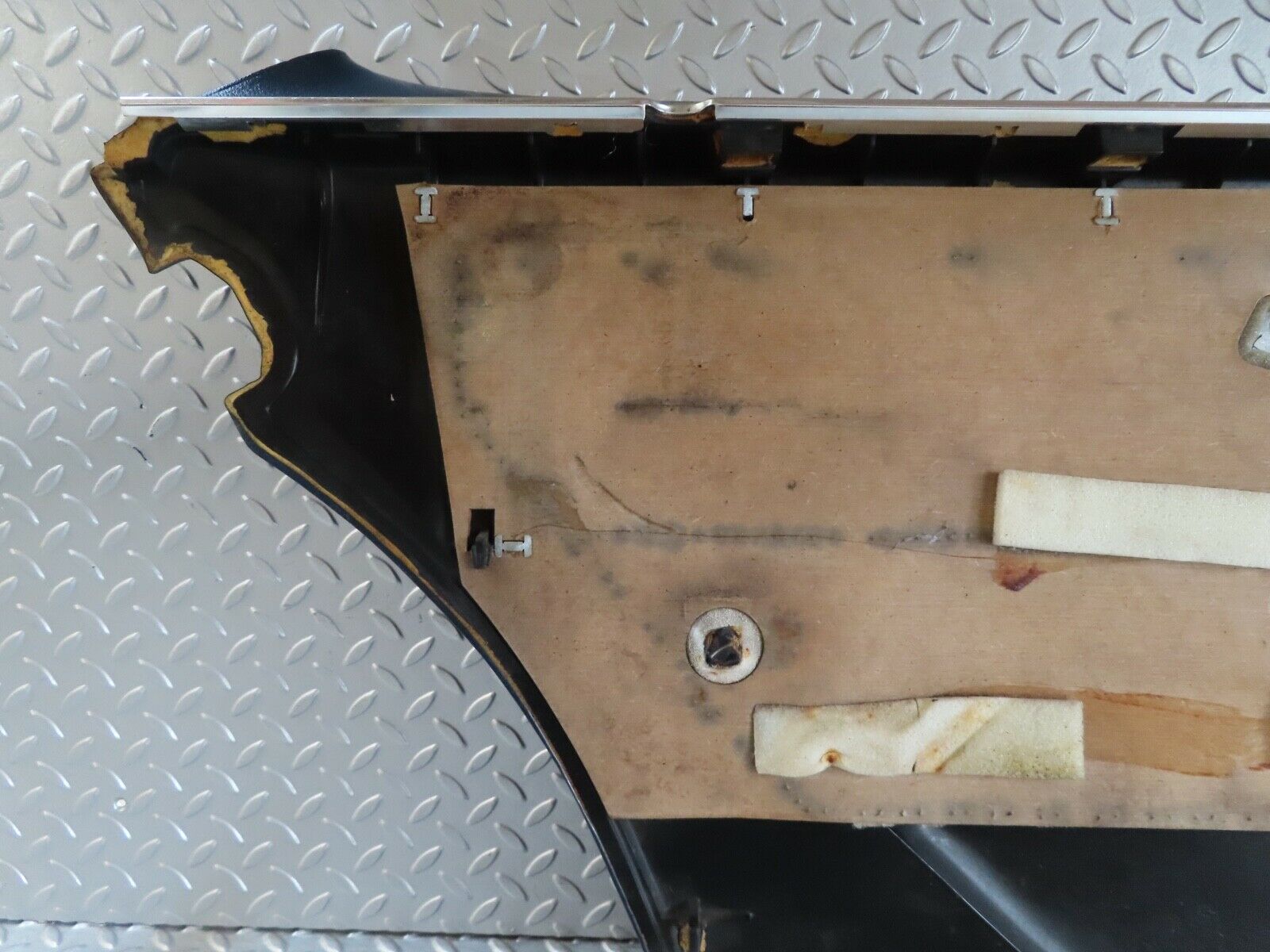 17740 Mercedes-Benz W116 450SEL Rear Right Door Card Blue