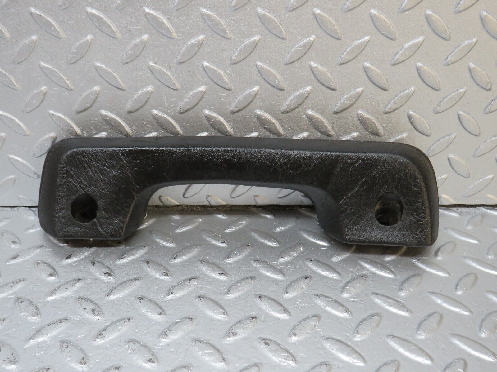 40553 Mercedes-Benz W123 300D Front Right Interior Door Handle Black 1239702001