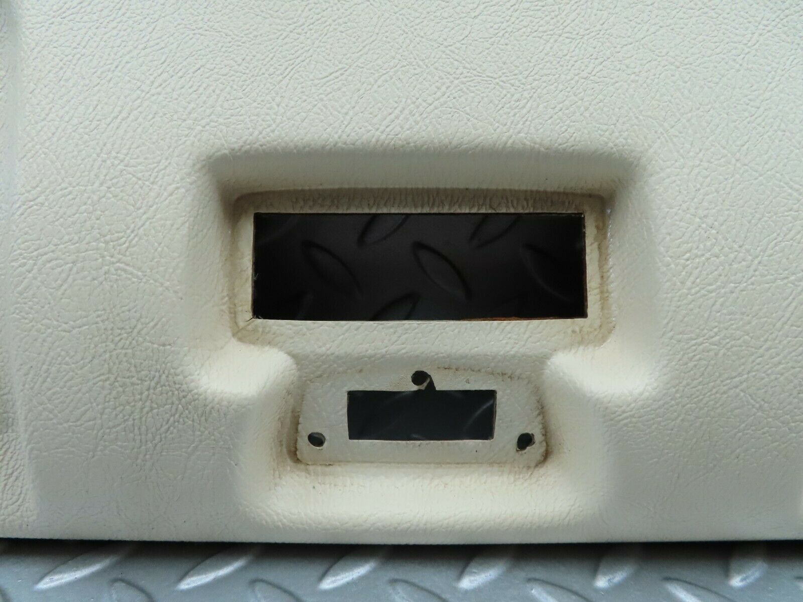 7152 Mercedes-Benz C107 350SLC Coupe Headlining Roof Panel Front