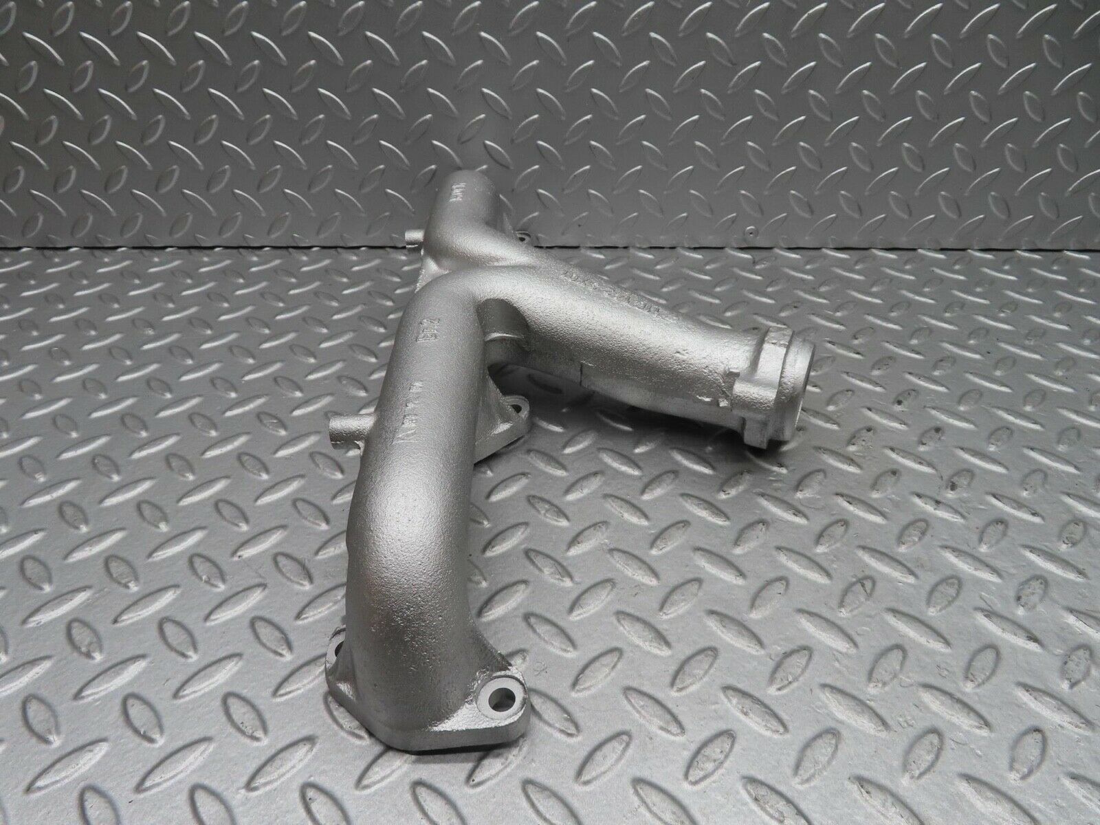 14423 Mercedes-Benz W116 350SE Exhaust Manifold Right 1161423701