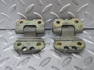 35305 Mercedes-Benz W124 Front Door Hinge Pair