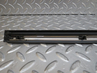 26080 Mercedes-Benz W116 450SE Front Left Door Centre Moulding Trim