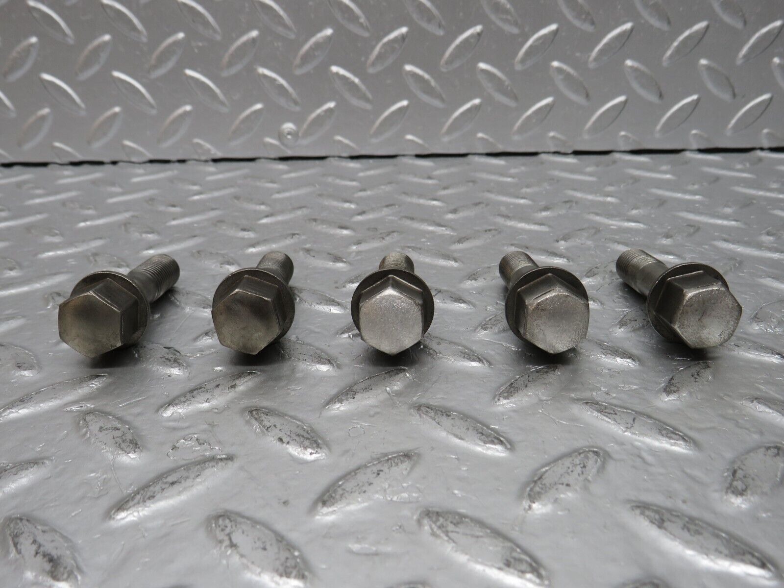 32638 Mercedes-Benz 5x Alloy Wheel Lug Bolt M12x1.5