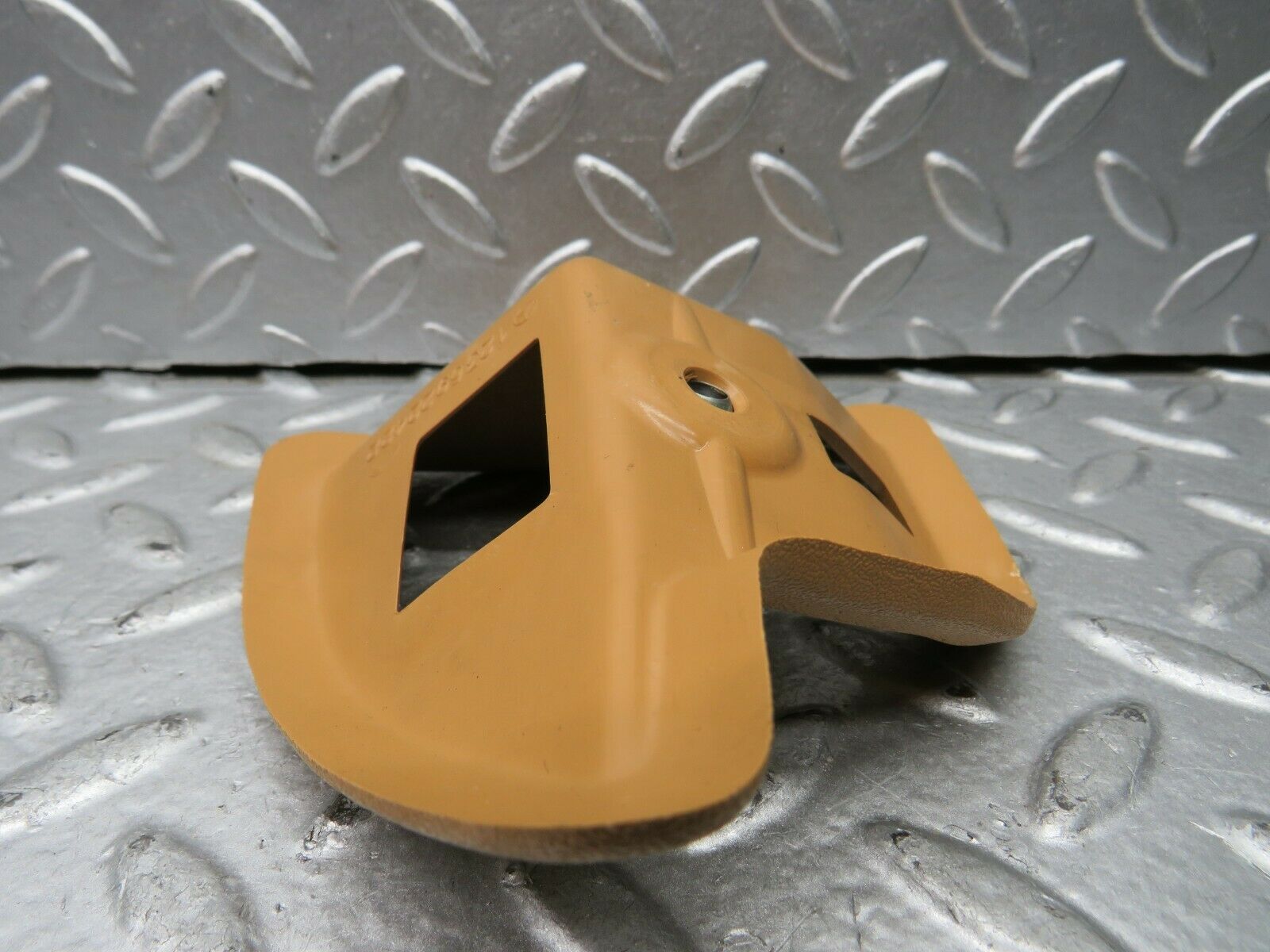22000 Mercedes-Benz S123 280TE Rear Seat Latch Cover Right Palomino 1236922422