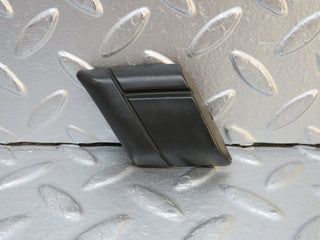 32412 Mercedes-Benz S124 300TE Wagon Rear Right Fender Wing Centre Moulding Trim