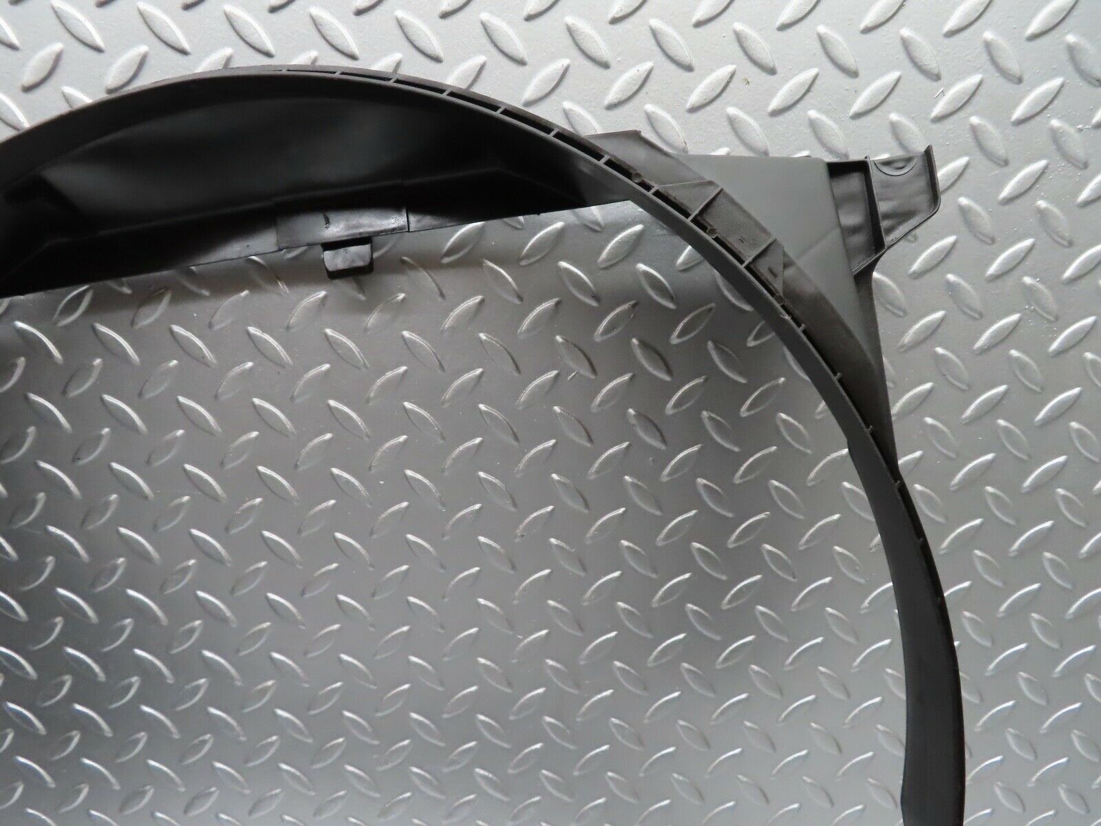 20029 Mercedes-Benz R129 300SL Coupe Radiator Fan Shroud Fan Cover 1295000055