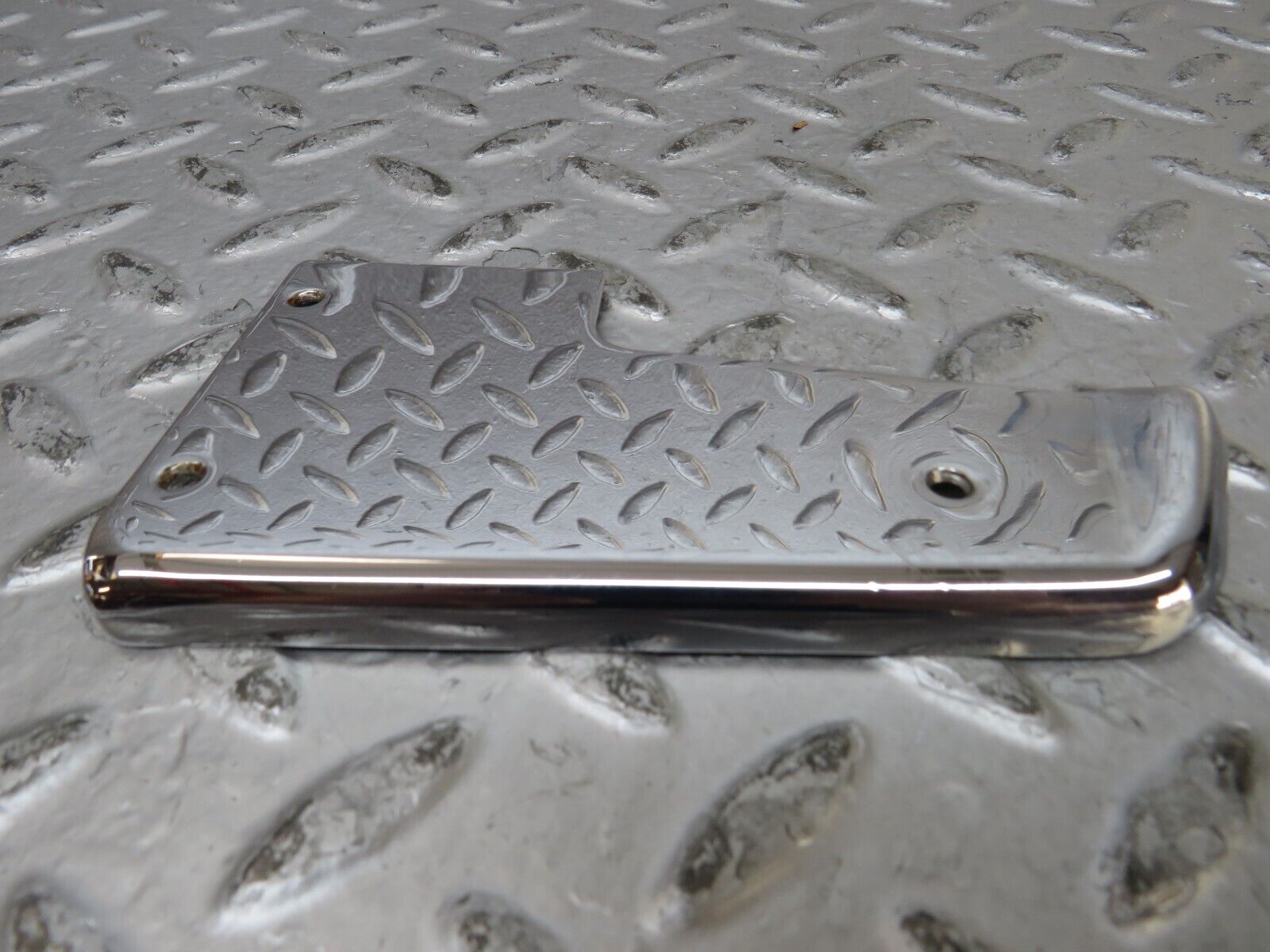 26489 Mercedes-Benz C124 220CE Coupe Left Door Chrome Cover