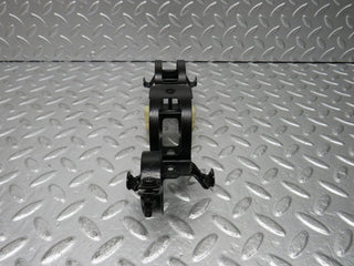 30384 Mercedes-Benz W124 230E Fuel Pump Fuel Filter Bracket Holder