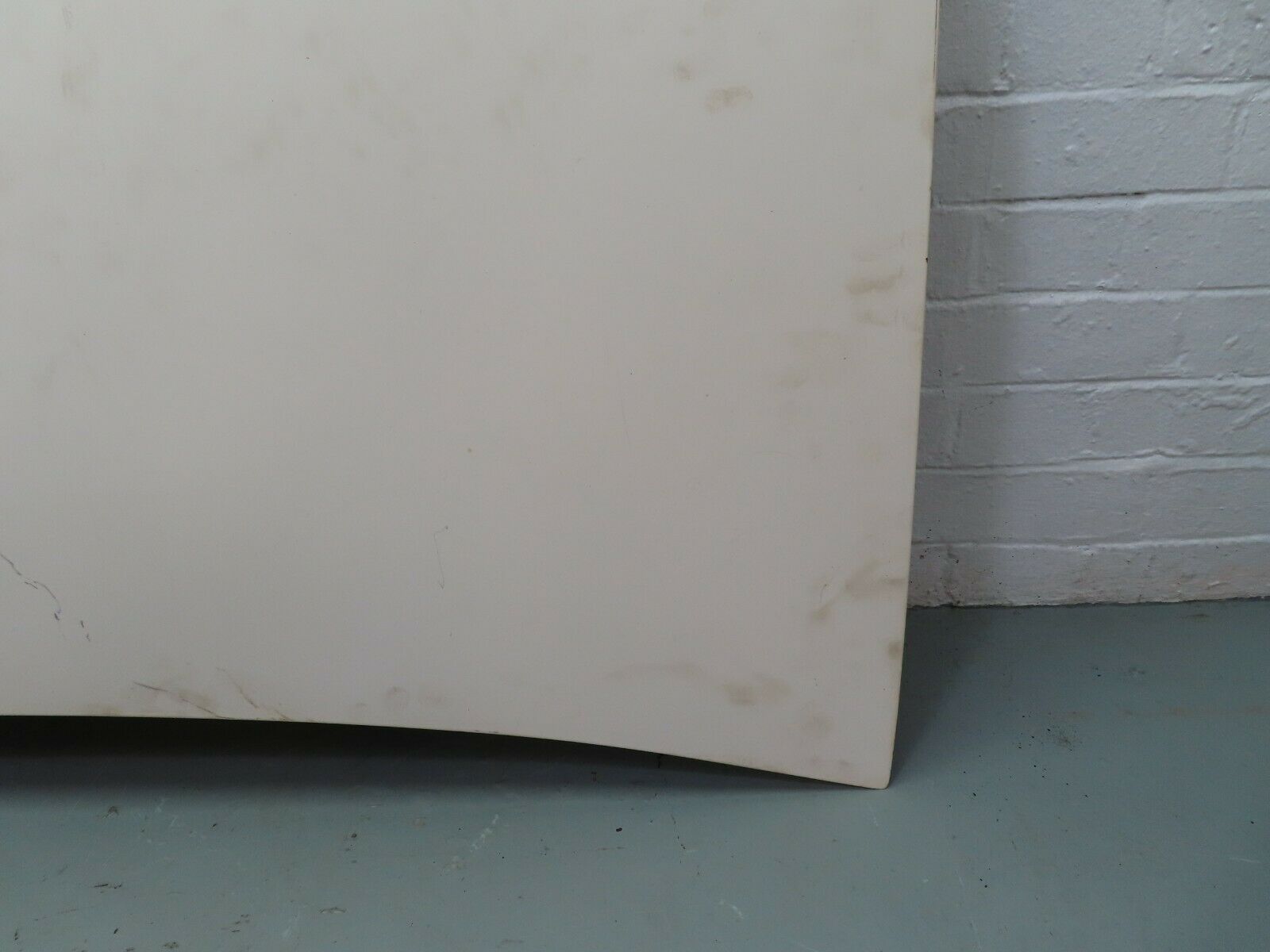 5997 Mercedes-Benz W123 200 Boot Lid Trunk Door