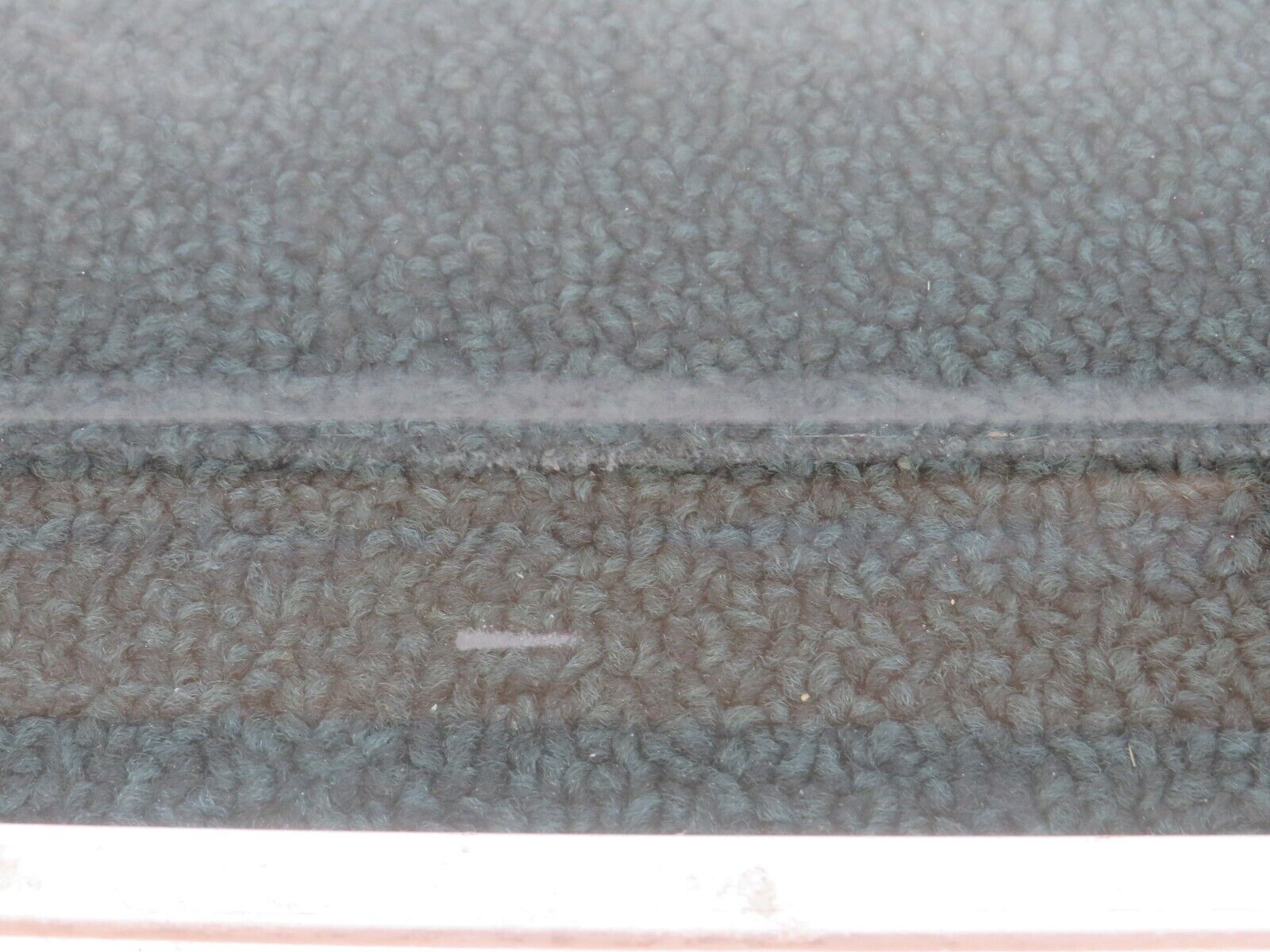 36037 Mercedes-Benz W126 420SE Front Left Door Window Glass