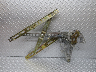 36862 Mercedes-Benz C126 420SEC Right Door Power Window Regulator 1267202646 1267250411