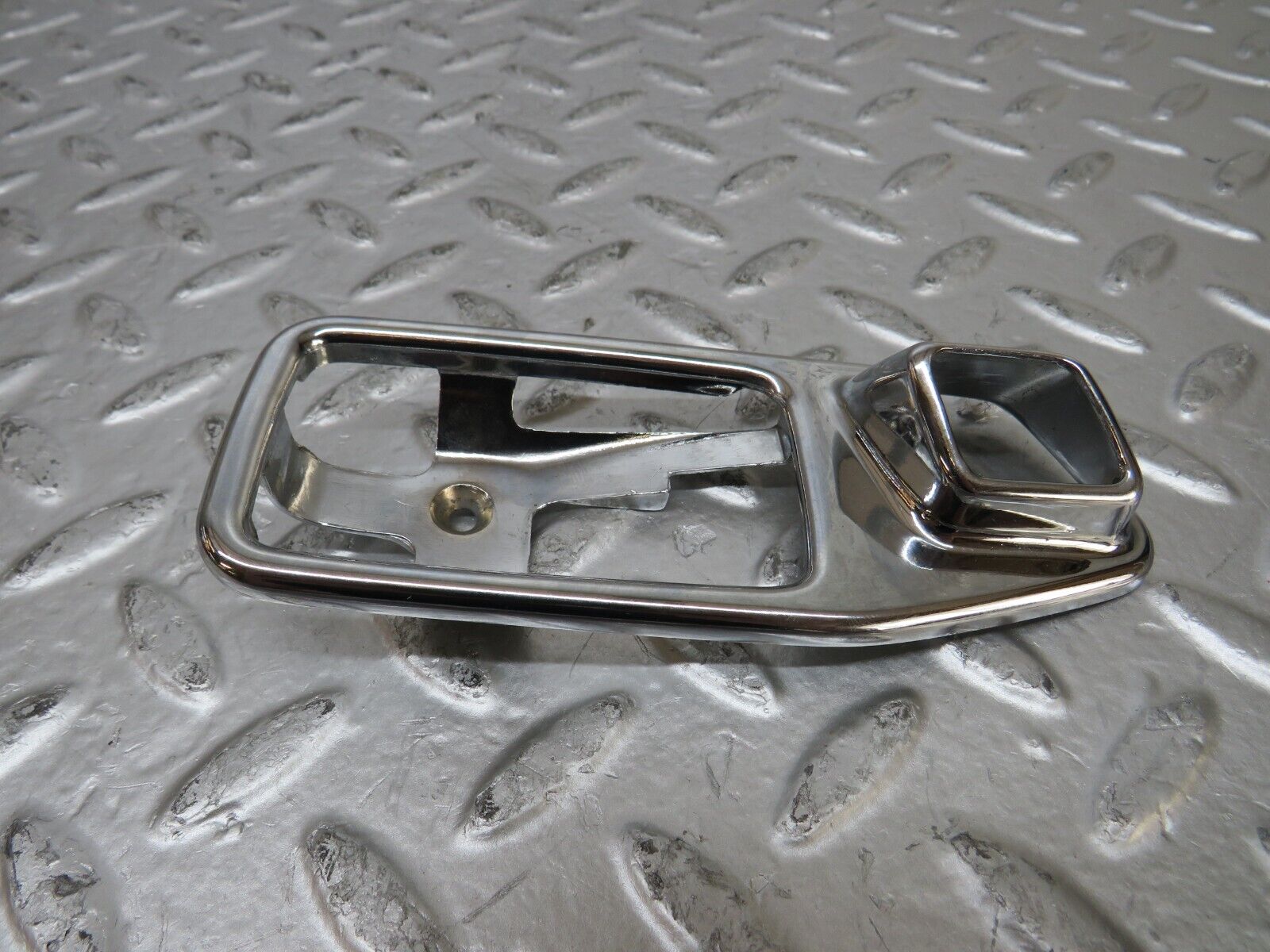 26074 Mercedes-Benz W116 450SE Chrome Frame For Door Handle Right 1167660112