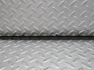 40639 Mercedes-Benz W123 300D Front Left Fender Wing Centre Moulding Trim