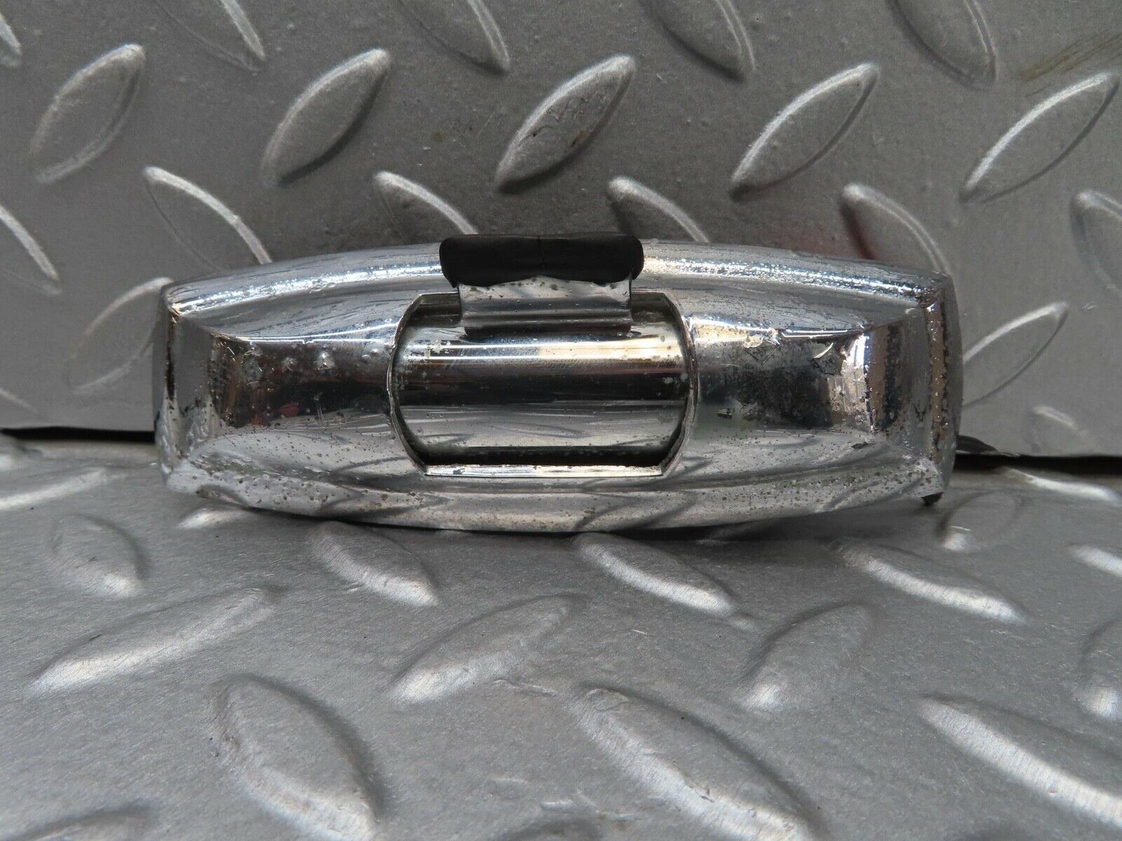 12804 Mercedes-Benz W111 220SE Front Dome Light