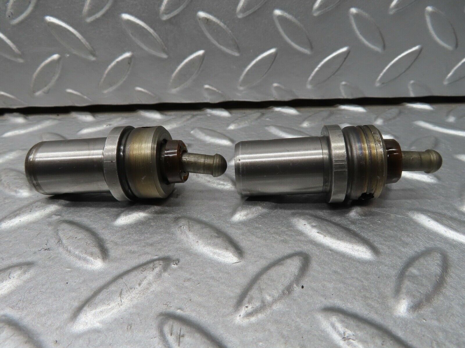 19764 Mercedes-Benz W123 722.122 Automatic Gearbox Pistons