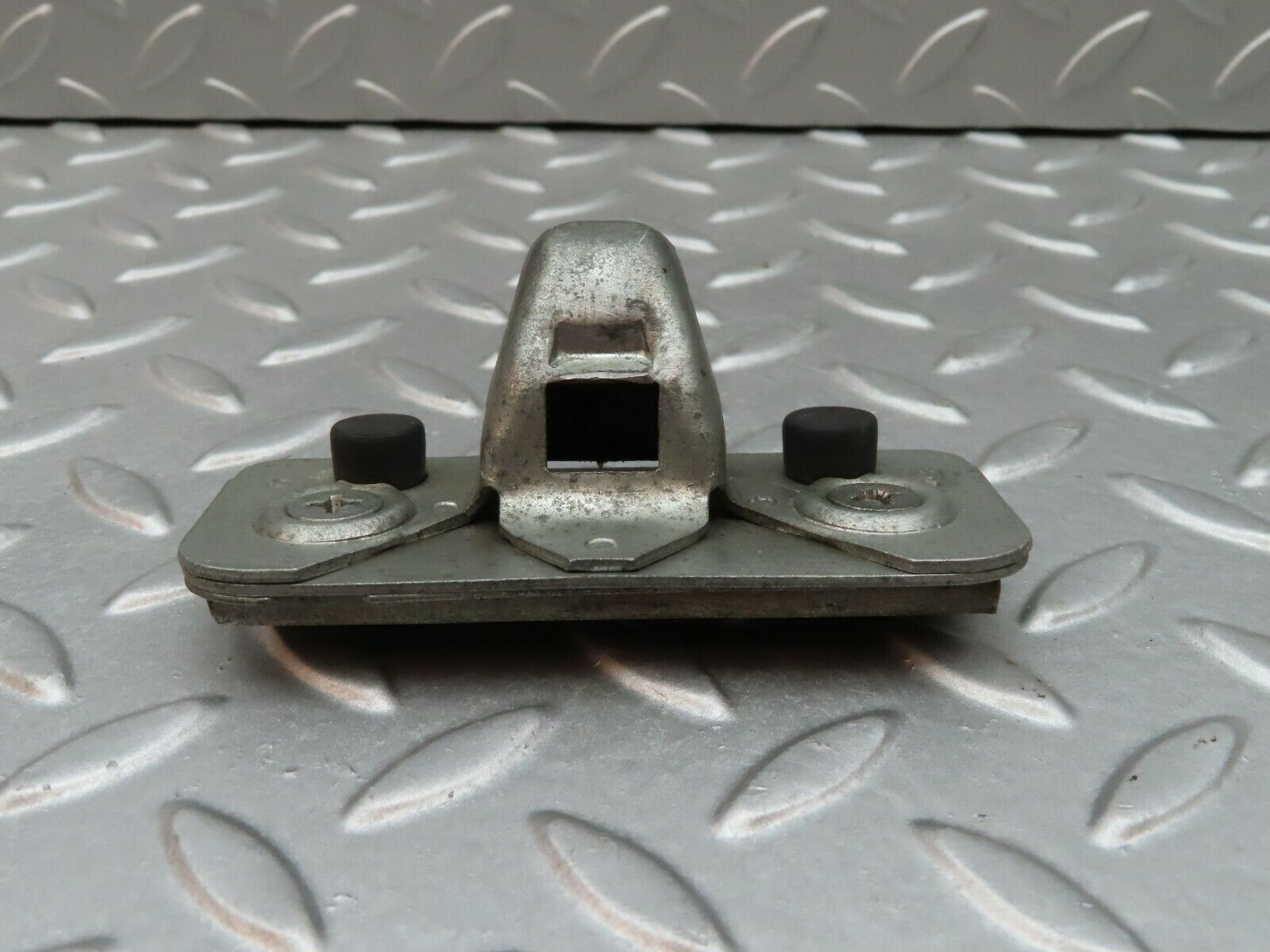 3407 Mercedes-Benz W108 280SE Boot Latch Lock