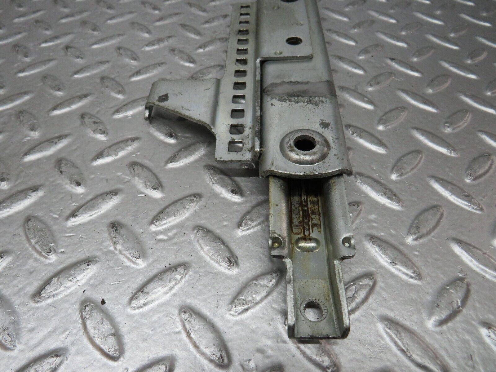26349 Mercedes-Benz W116 450SE Front Right Seat Rail Pair