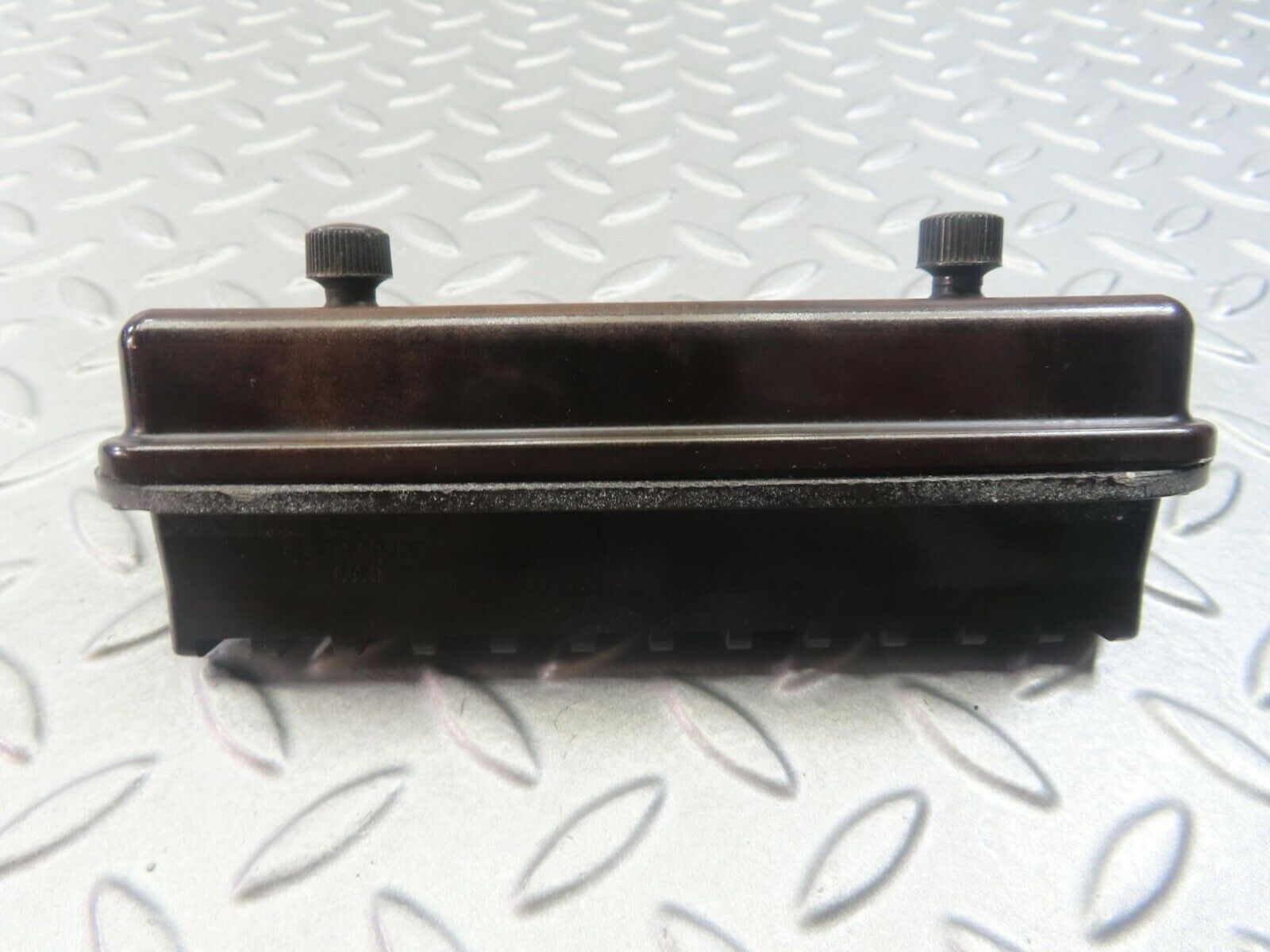8314 Mercedes-Benz W111 Fuse Box 0005458701