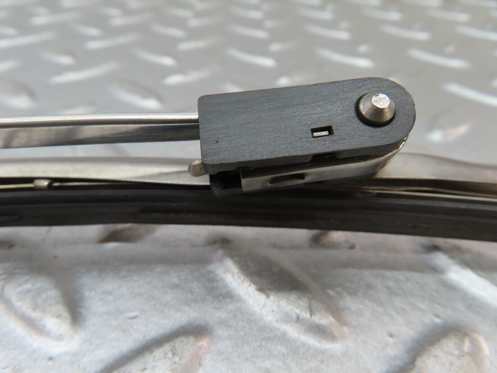 18830 Mercedes-Benz W121 190b Ponton Wiper Arm