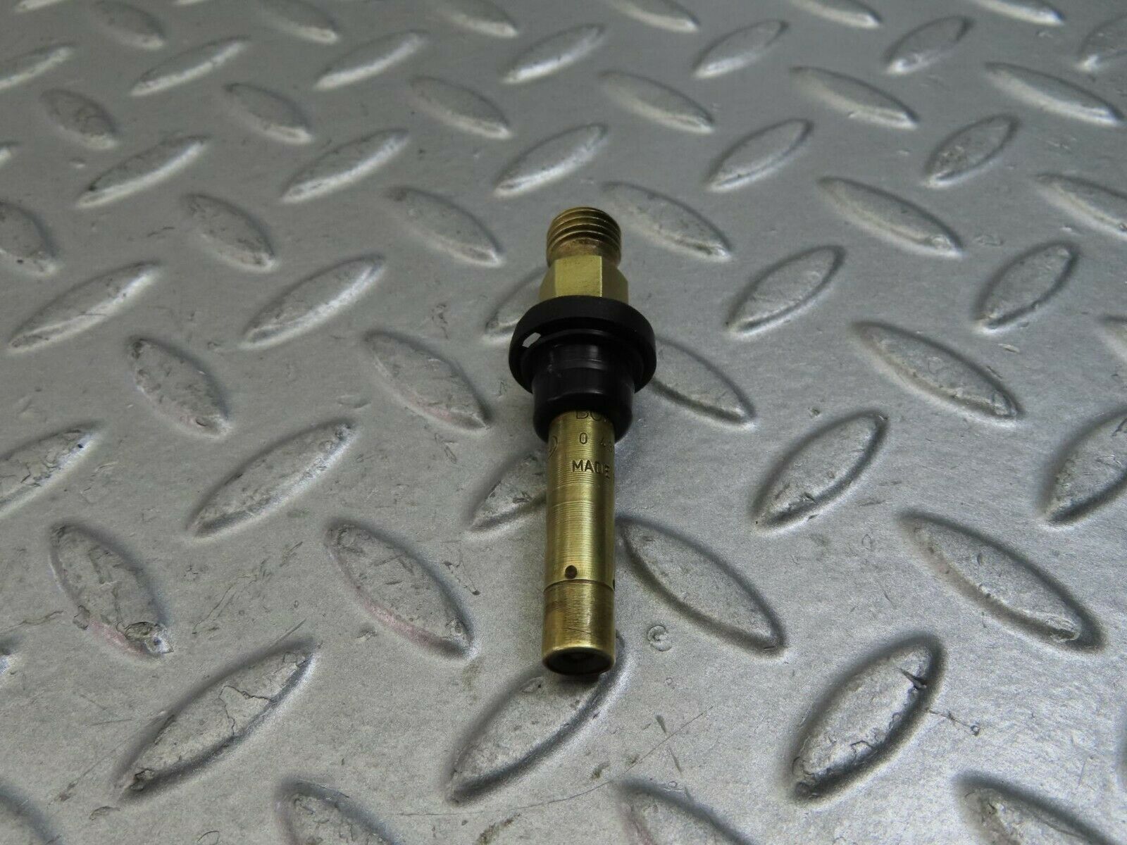 9465 Mercedes-Benz C124 300CE Coupe Fuel Injector Bosch 0437502010