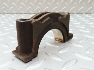 3953 Mercedes-Benz S123 200T Wagon Crankshaft Bearing Holder Block 1020113