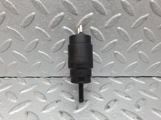 41097 Mercedes-Benz W126 300SE Windscreen Washer Pump 1248690121