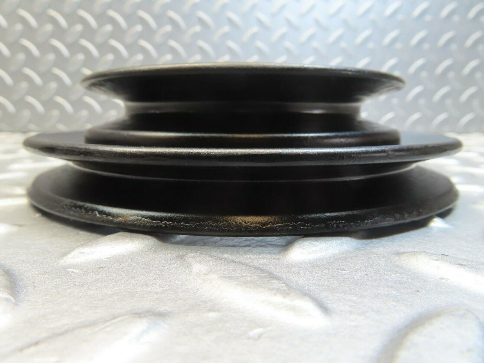 11525 Mercedes-Benz C123 230CE Coupe Crankshaft Pulley 1020320404