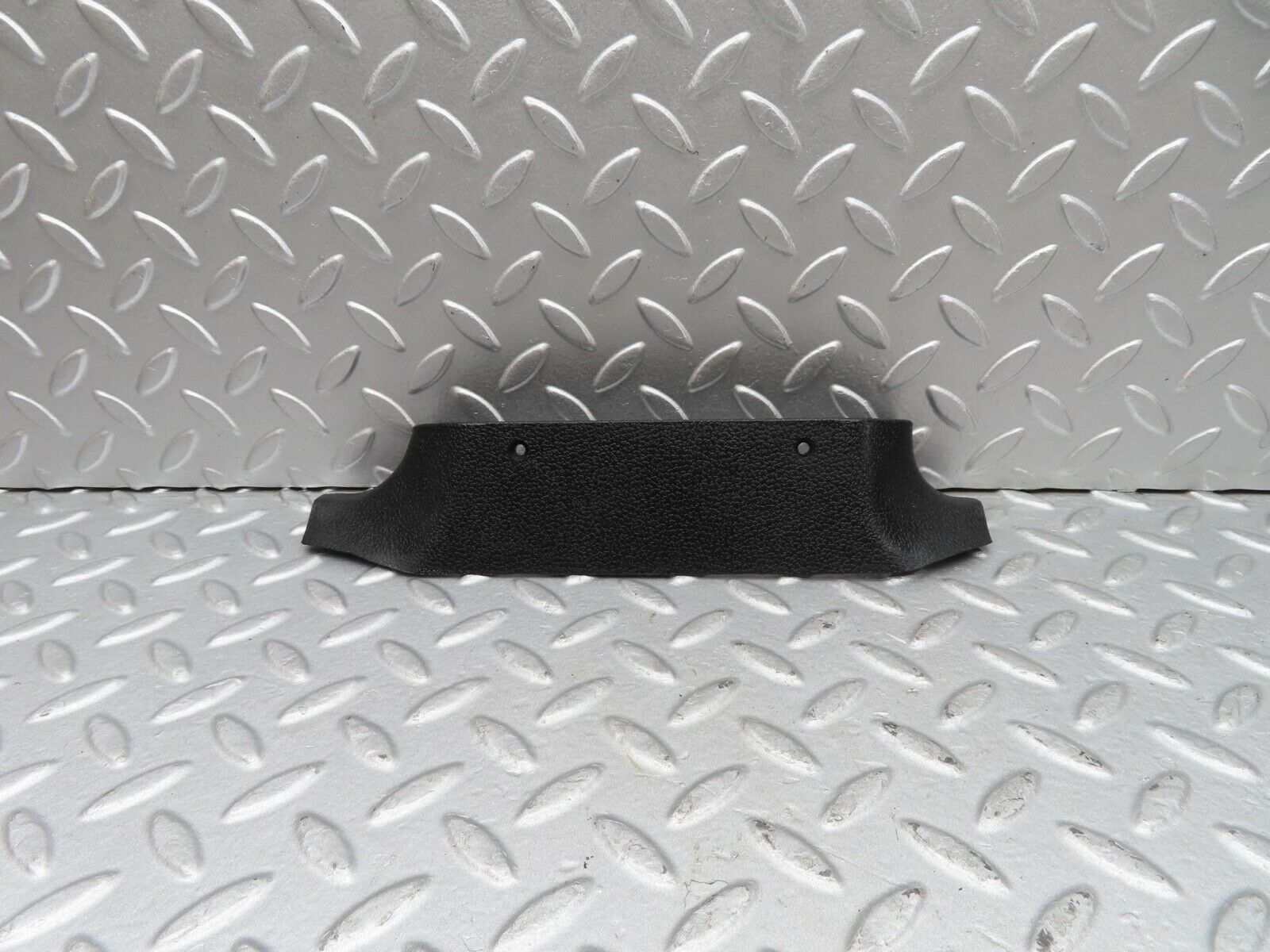 14285 Mercedes-Benz W116 350SE B Pillar Bottom Cover Left Side 1166920122