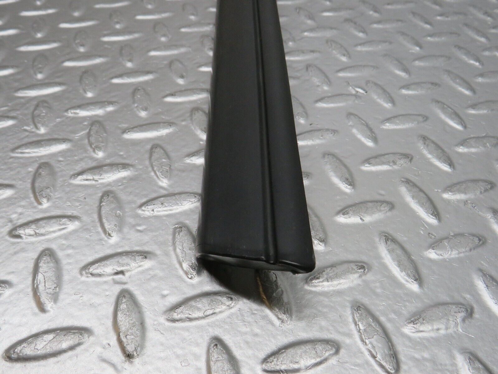 32304 Mercedes-Benz S124 300TE Wagon Rear Left Door Lower Moulding Trim