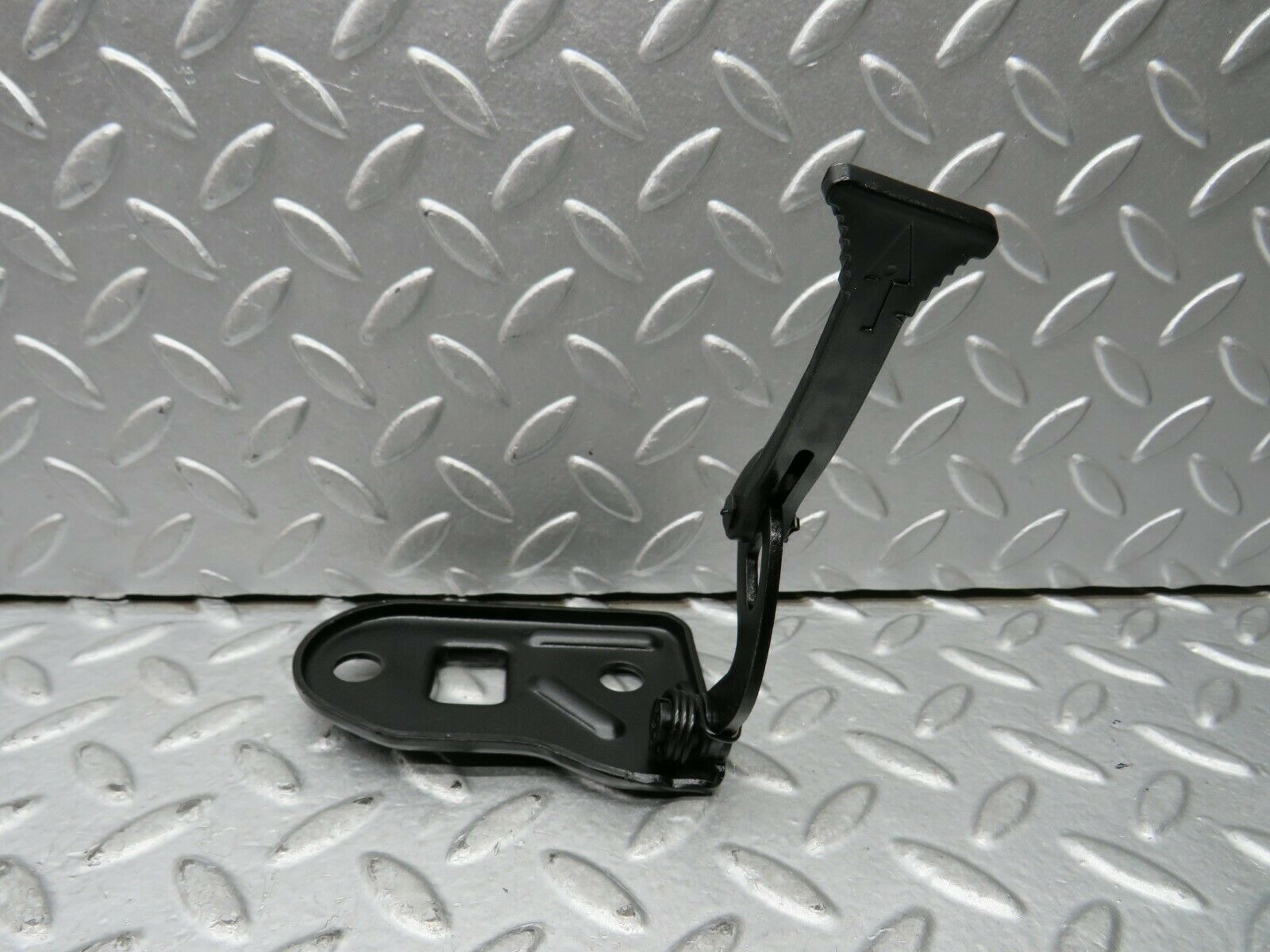22020 Mercedes-Benz S123 280TE Wagon Bonnet Safety Latch 1238800160