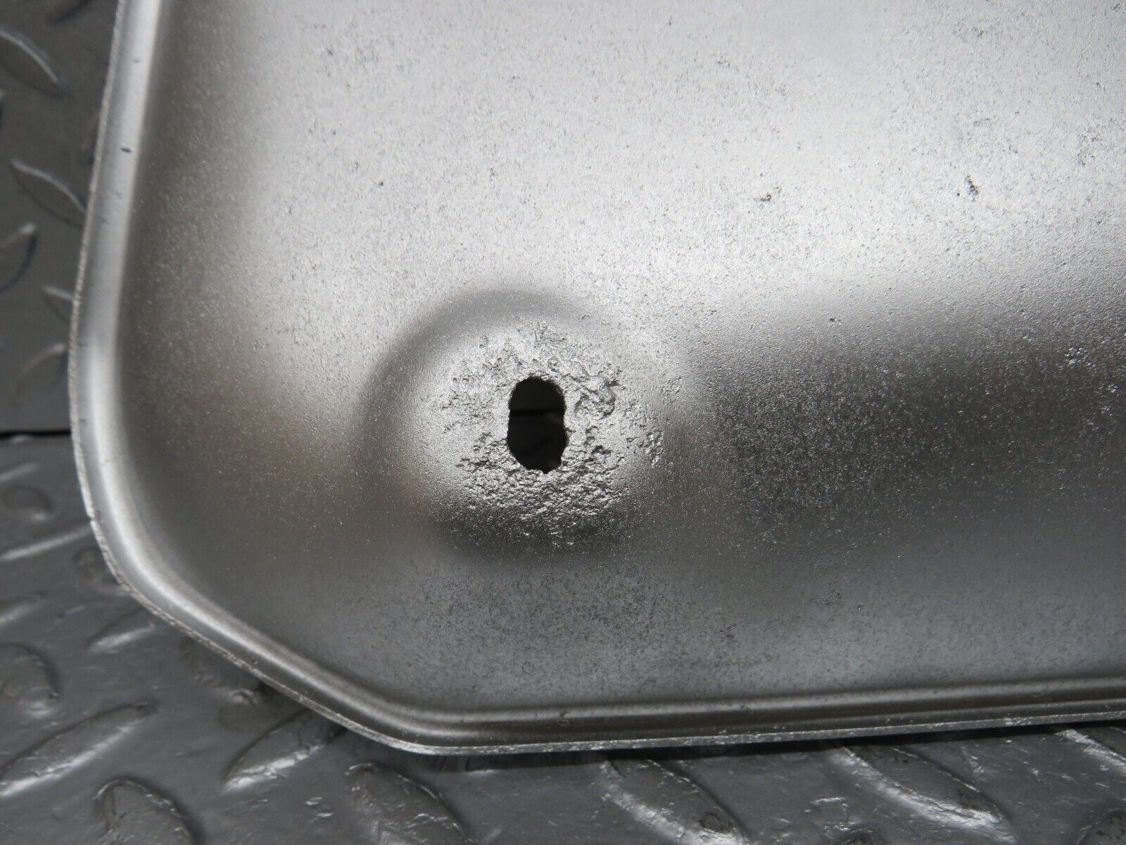 39604 Mercedes-Benz R129 320SL Coupe Exhaust Heat Shield