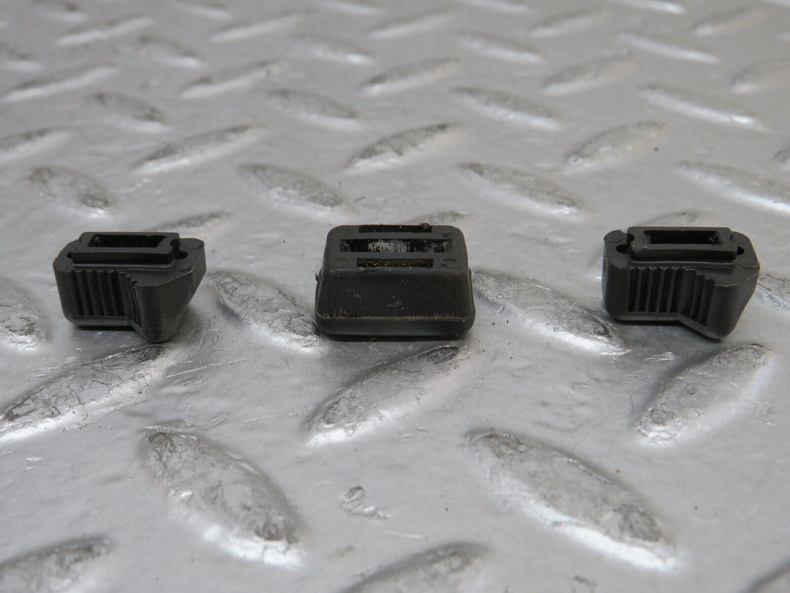 26919 Mercedes-Benz W123 240D Heater Control Knob Set