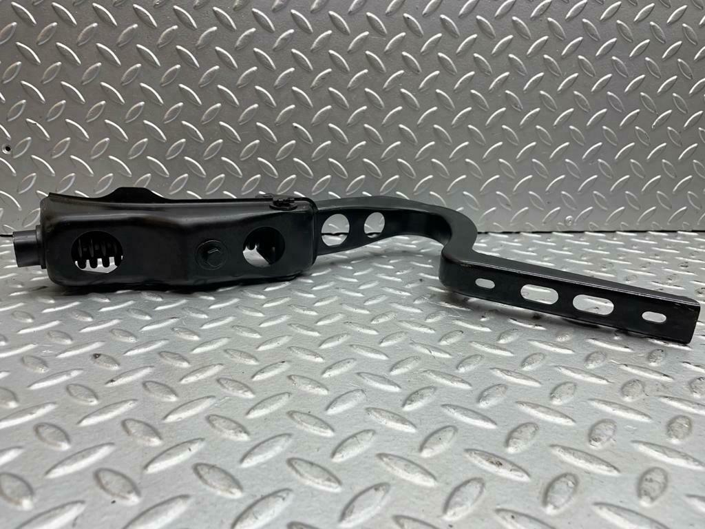 0153 Mercedes-Benz W116 Trunk Lid Hinge