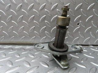 20331 Mercedes-Benz W114 280CE Coupe Windscreen Wiper Linkage