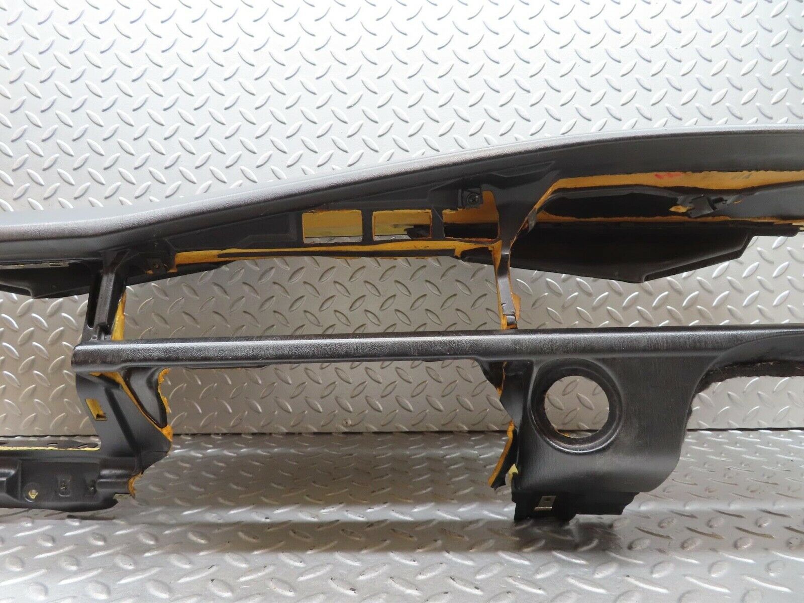 14570 Mercedes-Benz W201 190E Dashboard Black