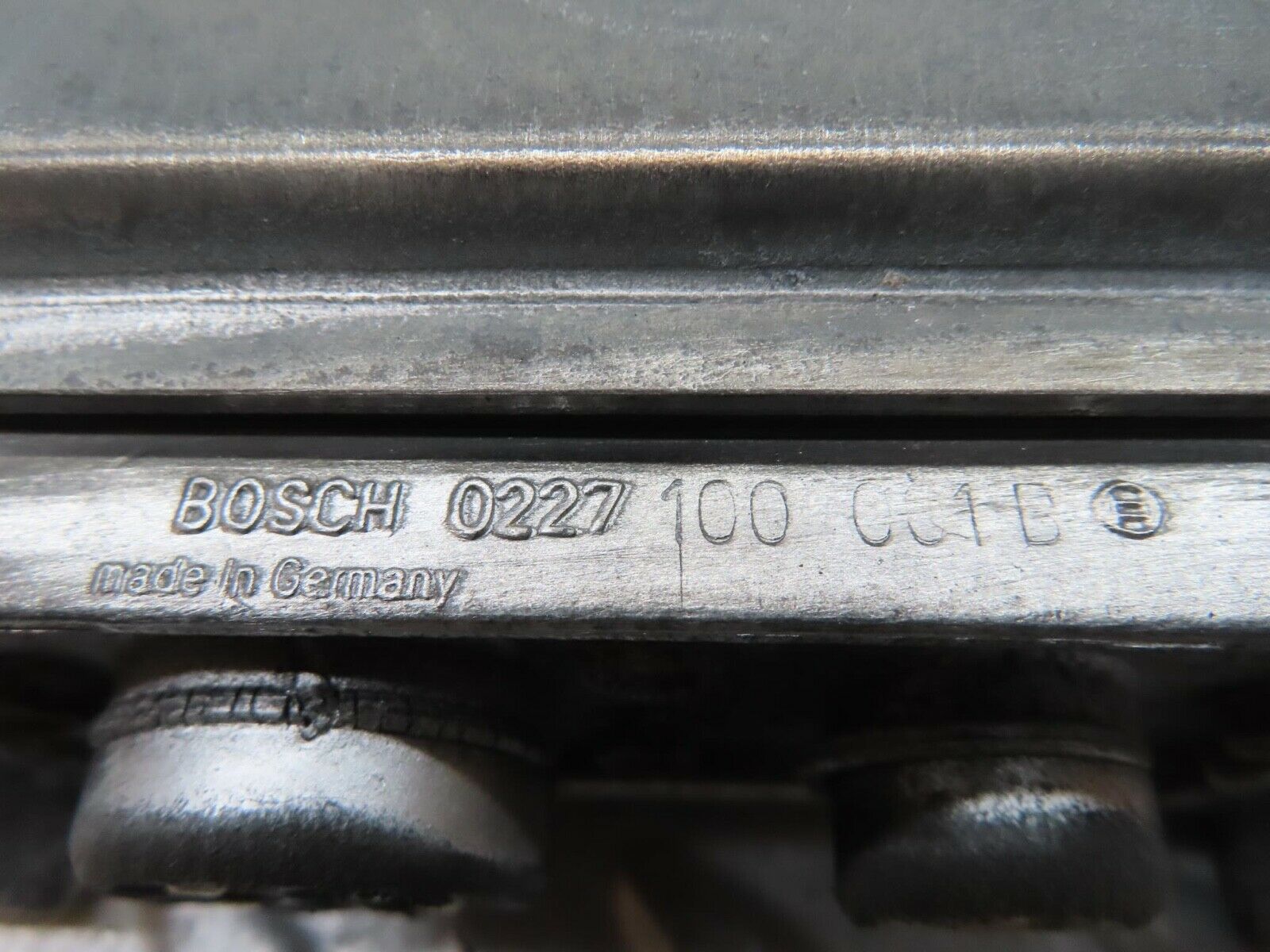 14350 Mercedes-Benz W116 350SE Ignition Control Unit Bosch 0227100001