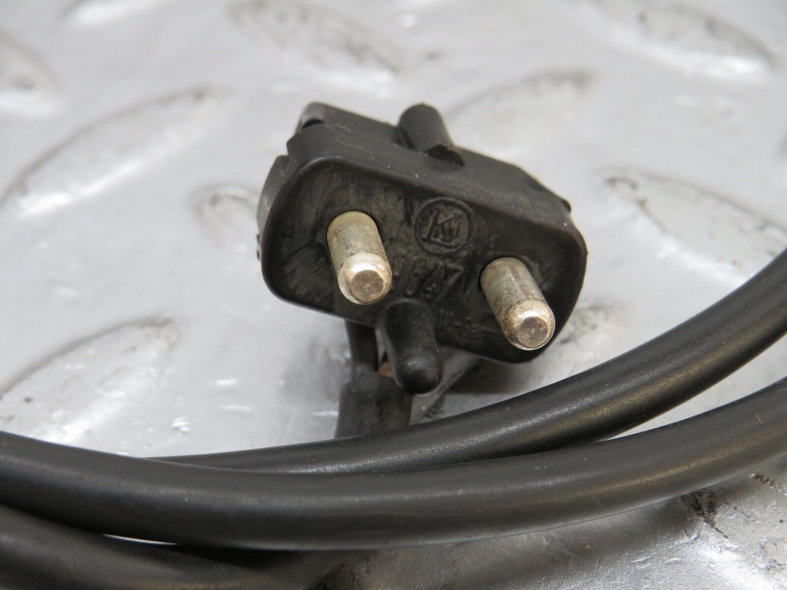 33507 Mercedes-Benz W202 C180 Front Wing Indicator Cable Wire