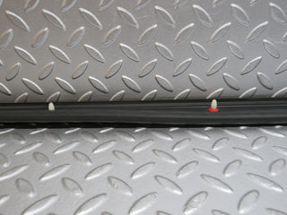 32590 Mercedes-Benz S124 300TE Wagon Door Lower Sealing Rubber Trim Right