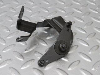 34586 Mercedes-Benz C126 380SEC Coupe Throttle Linkage