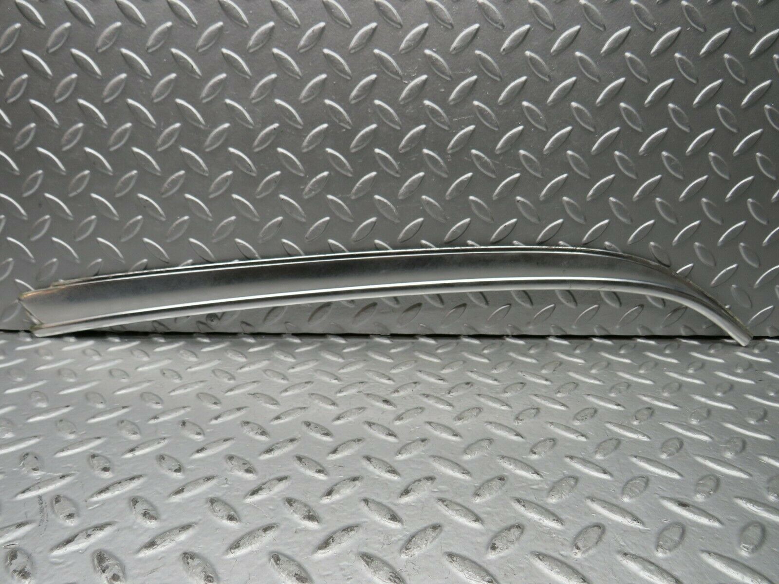 22018 Mercedes-Benz S123 280TE D Pillar Exterior Chrome Trim Right Side