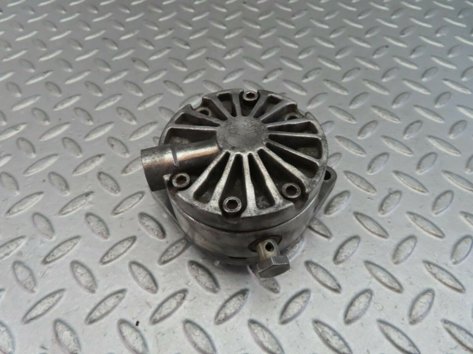 9551 Mercedes-Benz C123 280CE Coupe  Hydraulic Suspension Pump 1022360245