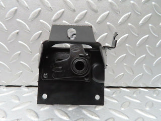 19002 Mercedes-Benz W121 190b Ponton Bonnet Lock Lower