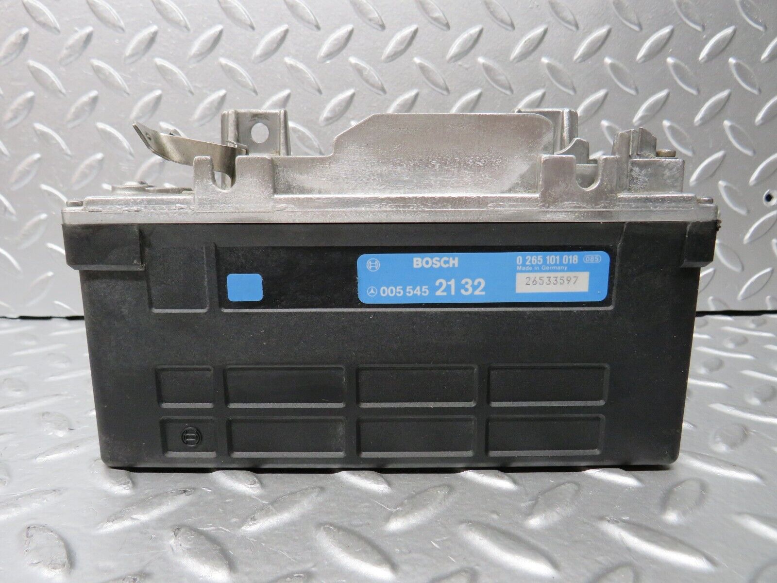 30306 Mercedes-Benz W124 230E ABS Control Unit Bosch 0055452132 0265101018