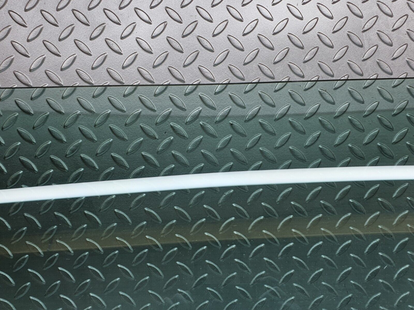 41260 Mercedes-Benz W126 300SE Rear Heated Windscreen Glass